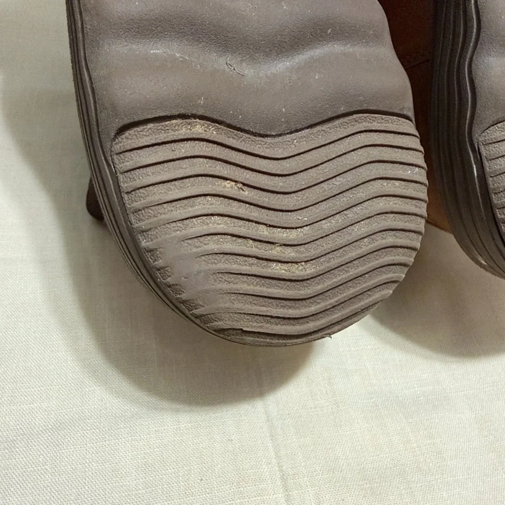 Branson Cognac Brown Leather Pull On Chelsea Boots, Woman’s Size 9. - Picture 10 of 12